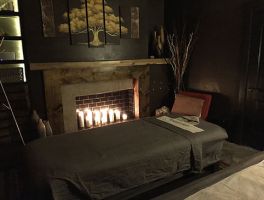 Enjoy a candle lit massage with your partner